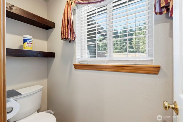 154 Budgett Lane, Chehalis, WA 98532