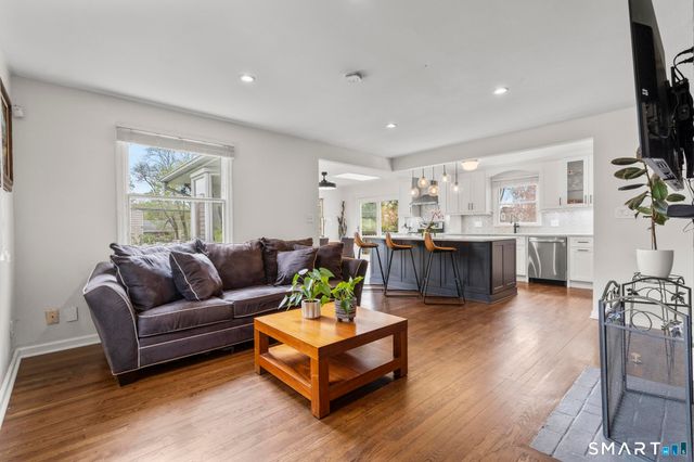 28 Bouton Street West, Stamford, CT 06907