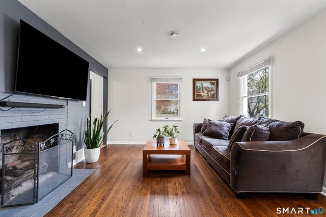 28 Bouton Street West, Stamford, CT 06907