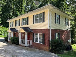 24 S Eugenia Place, Atlanta, GA 30318
