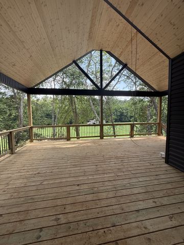 618 Indian Creek Rd, Cumberland Furnace, TN 37051