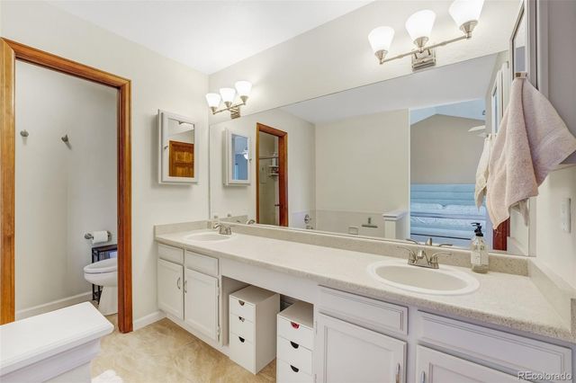 1470 S Quebec Way 282, Denver, CO 80231