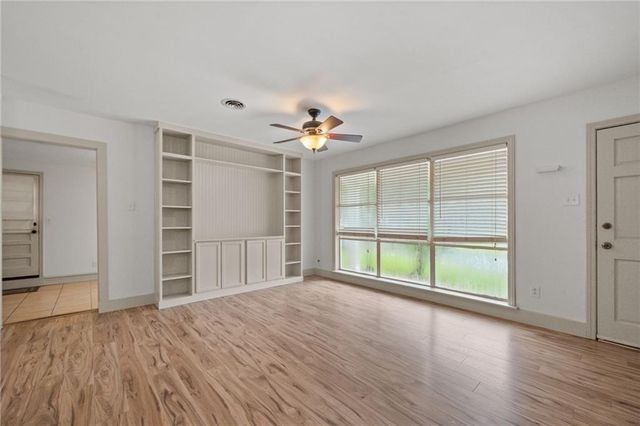 216 Norden Drive E, Mobile, AL 36608