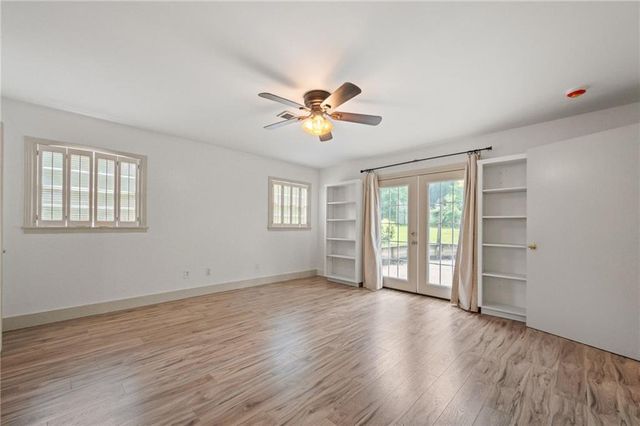 216 Norden Drive E, Mobile, AL 36608