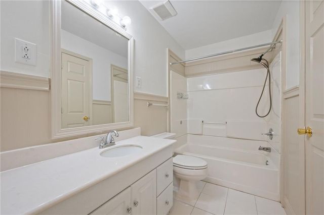 216 Norden Drive E, Mobile, AL 36608