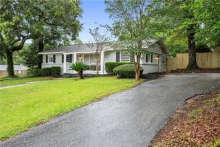 216 Norden Drive E, Mobile, AL 36608
