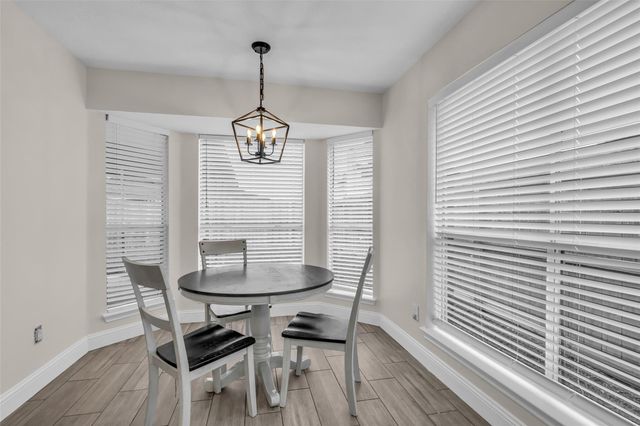 3816 Cottonwood Drive, La Porte, TX 77571