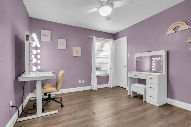 3816 Cottonwood Drive, La Porte, TX 77571