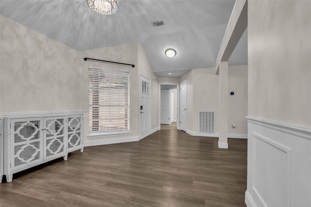 3816 Cottonwood Drive, La Porte, TX 77571