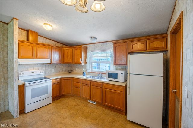 2700 Brookpark Road 101, Cleveland, OH 44134