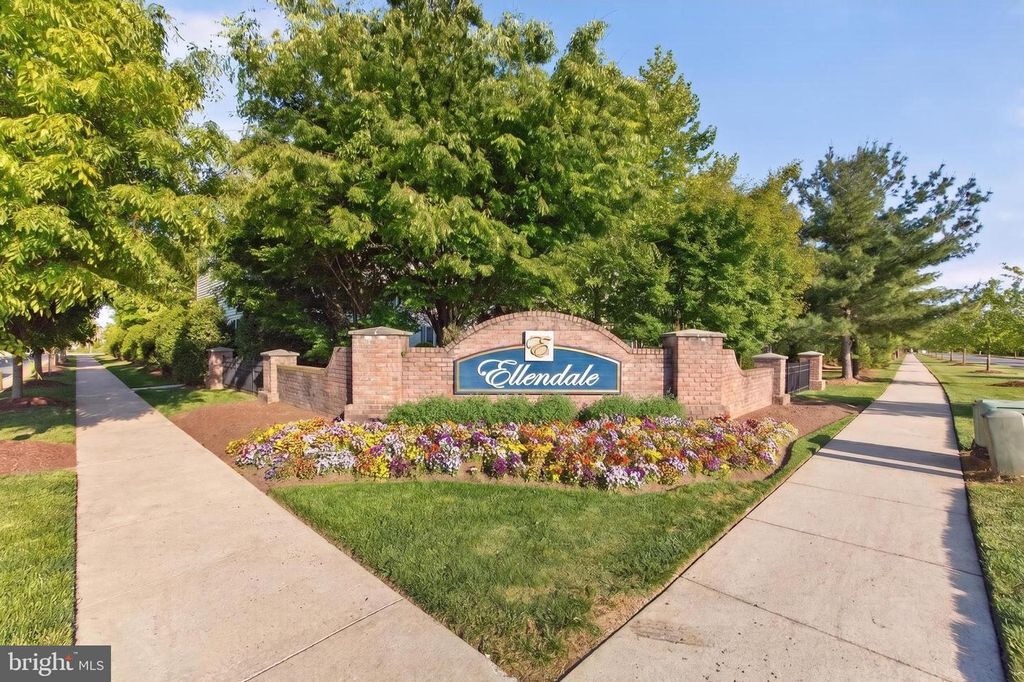 Image 27 of property listing at 205 JESSICA LYN AVE, Stevensville, MD 21666
