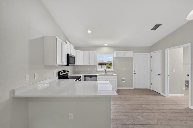 8 OAK CIRCLE TRACE, Ocala, FL 34472