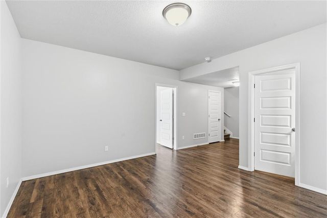 21413 W 216th Street, Spring Hill, KS 66083