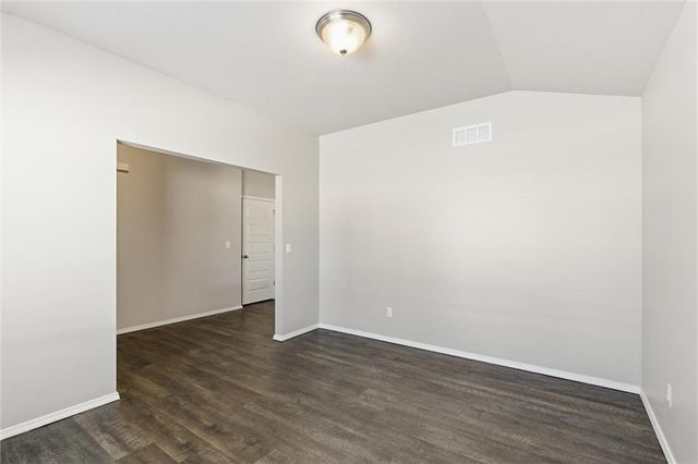 21413 W 216th Street, Spring Hill, KS 66083