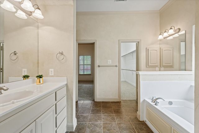 607 Cedar Drive, Pilot Point, TX 76258