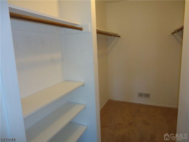 14 Albury Way, North Brunswick Twp., NJ 08902
