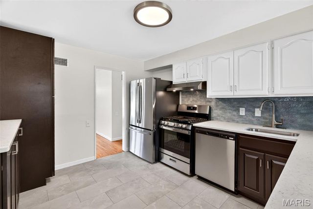 1365 Zurich Drive, Florissant, MO 63031