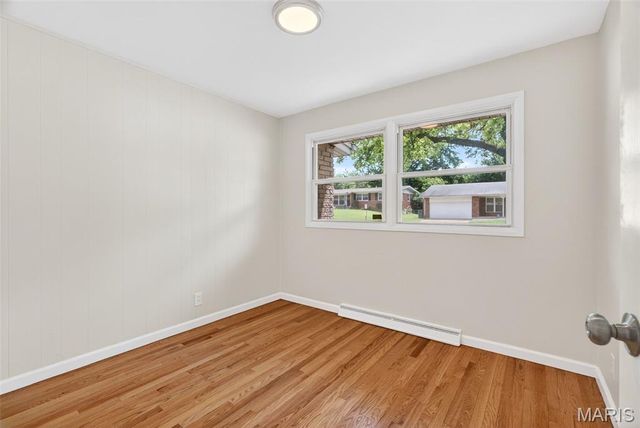 1365 Zurich Drive, Florissant, MO 63031