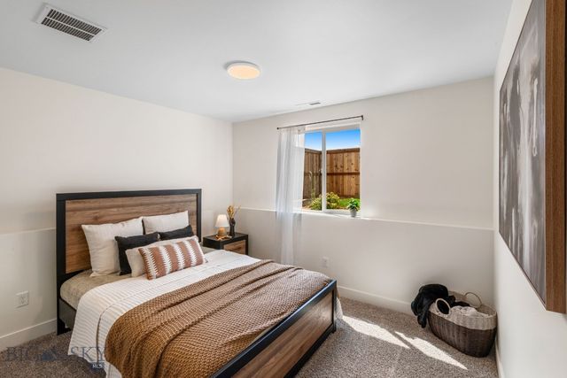 511 Reflector Road, Belgrade, MT 59714