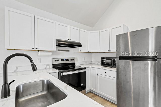 11 Chalmers St, Bluffton, SC 29910