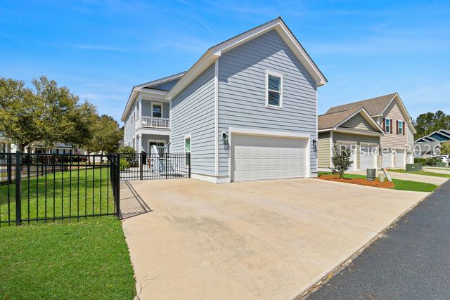11 Chalmers St, Bluffton, SC 29910