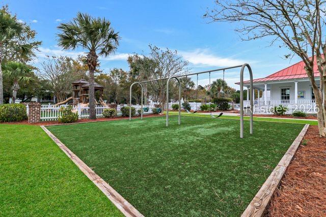 11 Chalmers St, Bluffton, SC 29910