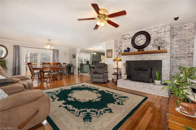 1984 Austin Little Mountain Road, Ronda, NC 28670