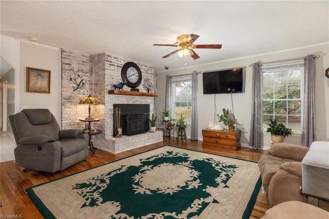 1984 Austin Little Mountain Road, Ronda, NC 28670