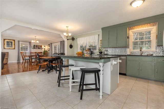 1984 Austin Little Mountain Road, Ronda, NC 28670