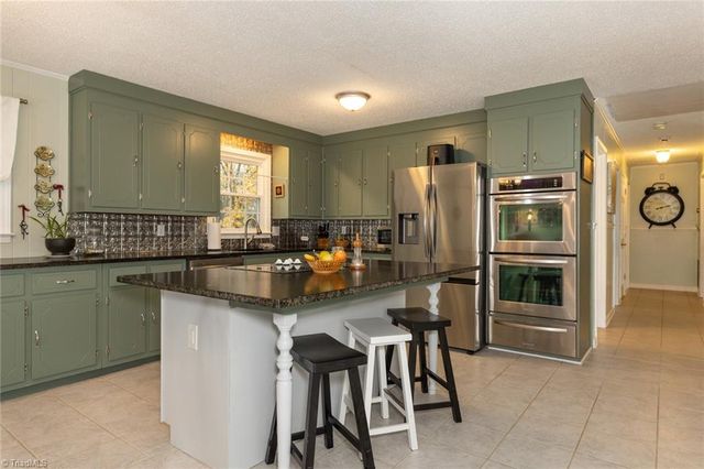 1984 Austin Little Mountain Road, Ronda, NC 28670