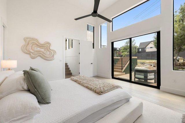 1712 Saracen RD, Austin, TX 78733
