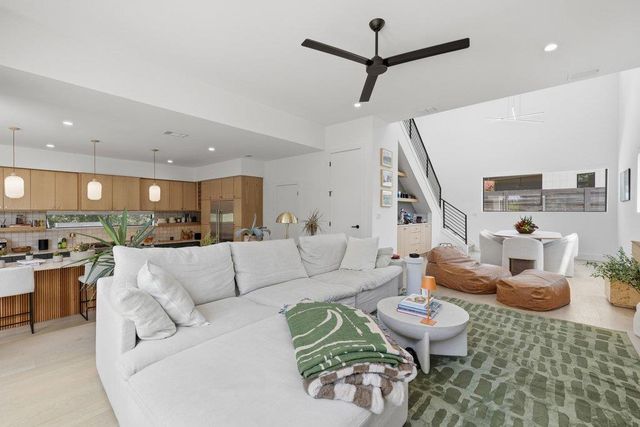 1712 Saracen RD, Austin, TX 78733