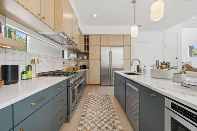 1712 Saracen RD, Austin, TX 78733