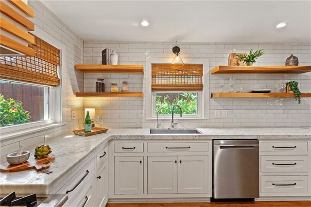 1444 Mimosa Circle SE, Smyrna, GA 30080