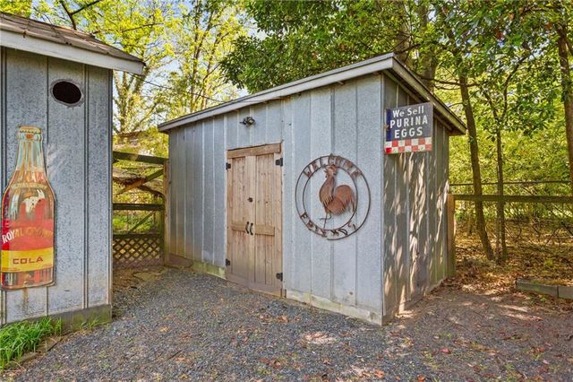 1444 Mimosa Circle SE, Smyrna, GA 30080