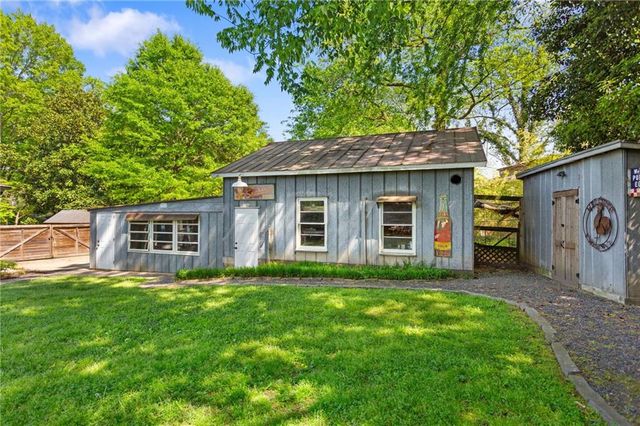 1444 Mimosa Circle SE, Smyrna, GA 30080