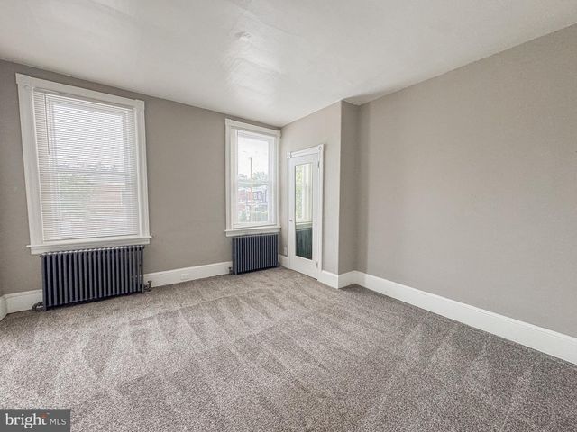 1120 BLEIGH AVE, Philadelphia, PA 19111