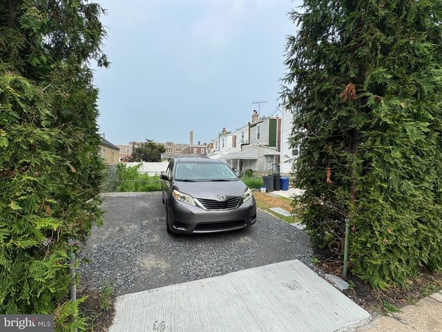 1120 BLEIGH AVE, Philadelphia, PA 19111