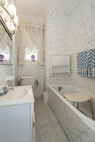 6924 Fyler Avenue, St Louis, MO 63139