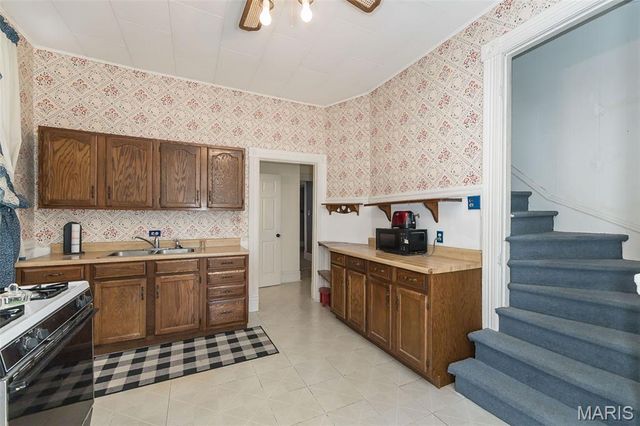 6924 Fyler Avenue, St Louis, MO 63139