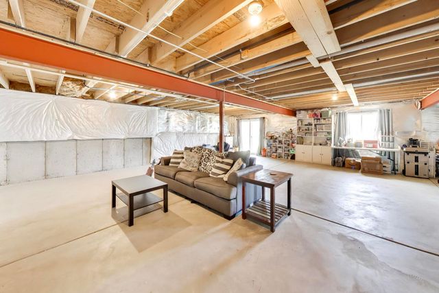 3807 Flynn Street, Mchenry, IL 60050