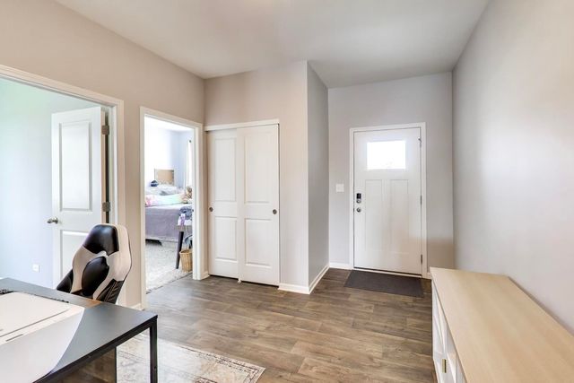 3807 Flynn Street, Mchenry, IL 60050