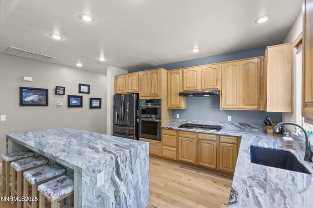 6831 Island Queen Court, Sparks, NV 89436