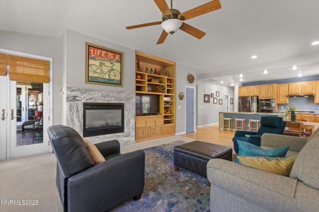 6831 Island Queen Court, Sparks, NV 89436