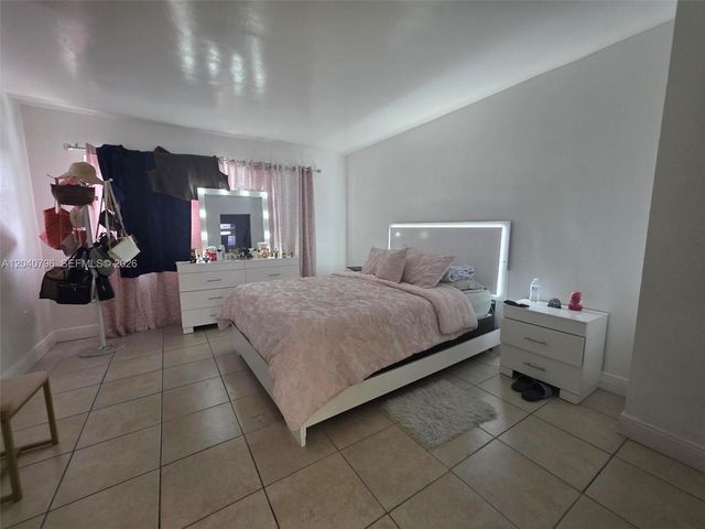 9375 Fontainebleau Blvd L311, Miami, FL 33172