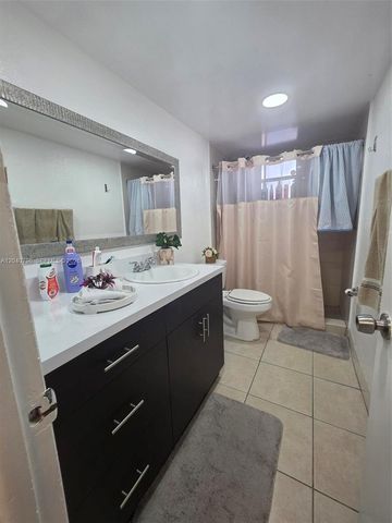 9375 Fontainebleau Blvd L311, Miami, FL 33172