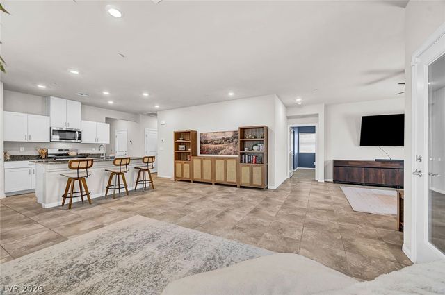 10257 Sequoia Falls Place, Las Vegas, NV 89149