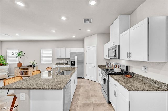 10257 Sequoia Falls Place, Las Vegas, NV 89149