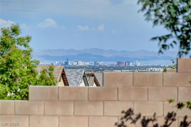 10257 Sequoia Falls Place, Las Vegas, NV 89149