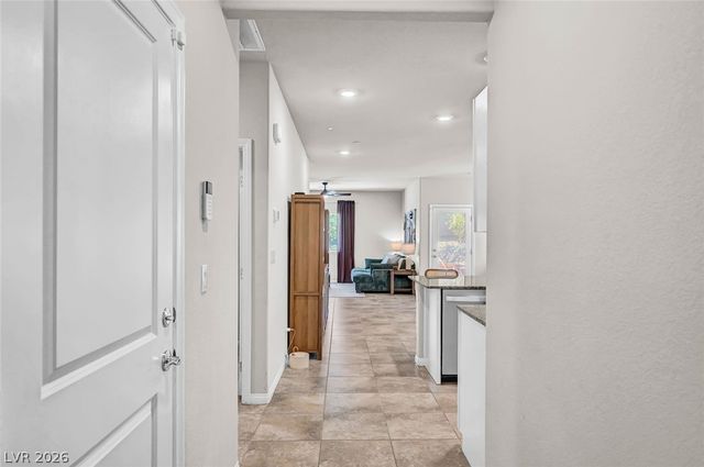 10257 Sequoia Falls Place, Las Vegas, NV 89149